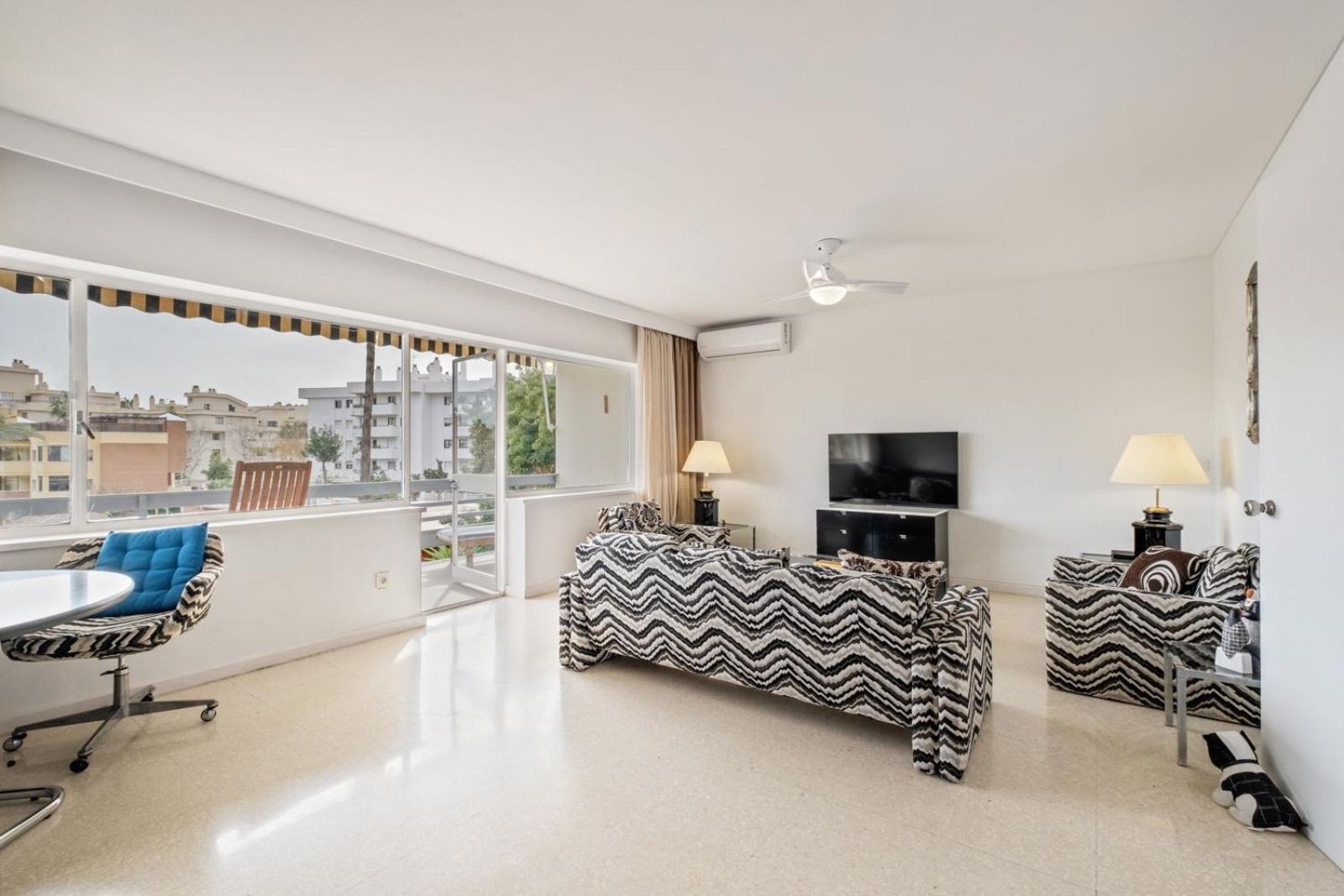 Piso Con 2 Habitaciones, 2 Terrazas Y Piscina Torremolinos Exterior foto
