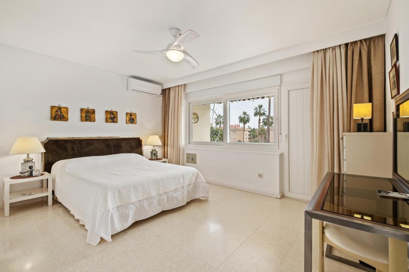 Piso Con 2 Habitaciones, 2 Terrazas Y Piscina Torremolinos Exterior foto